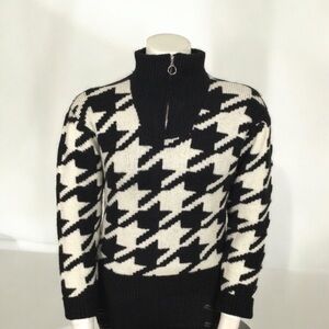 👛 (ANY 2/$30) DEX 1/4 Zip Black/White Houndstooth Mock Turtle Neck Medium